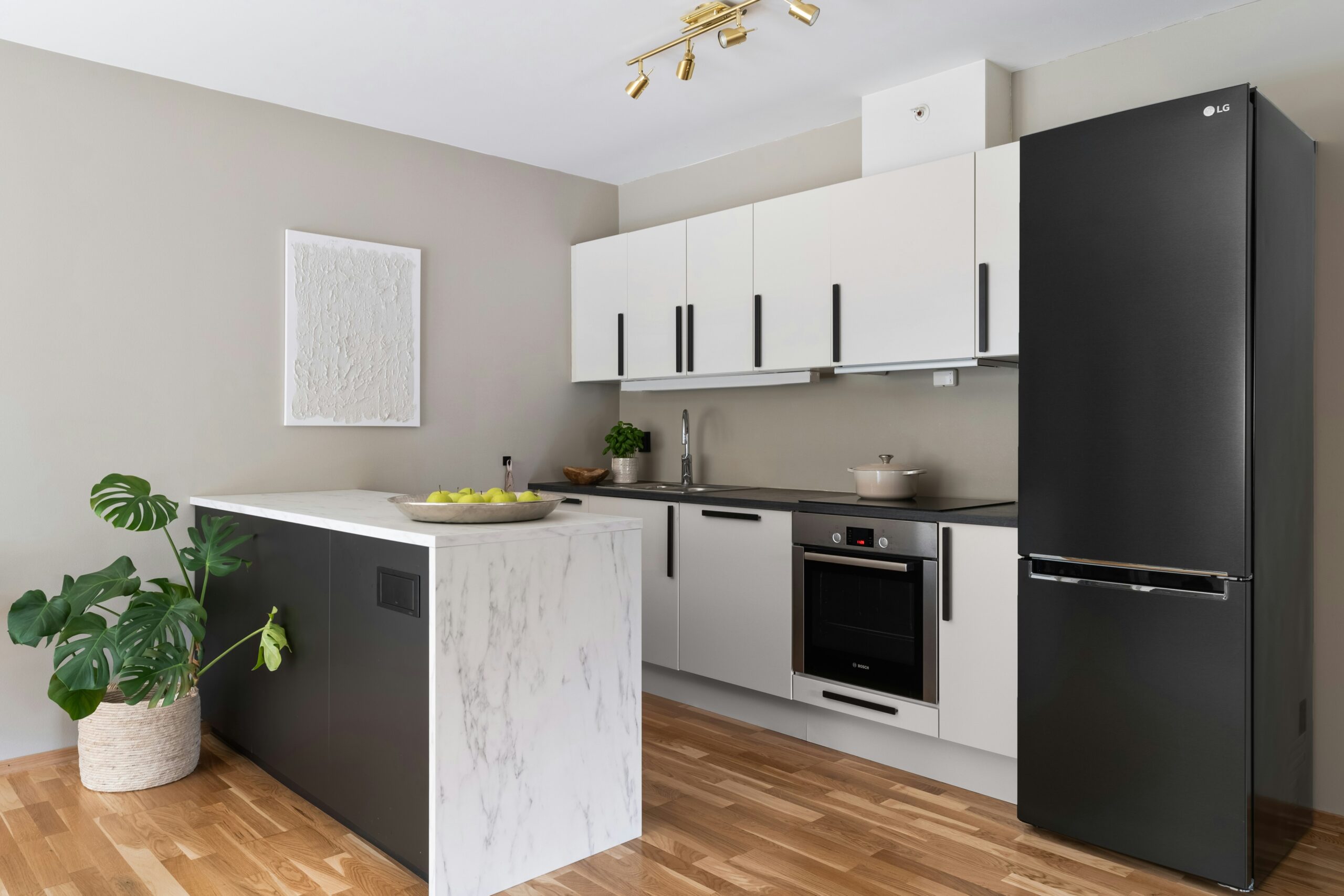 alex-tyson-HxKUHV88ZnM-unsplash