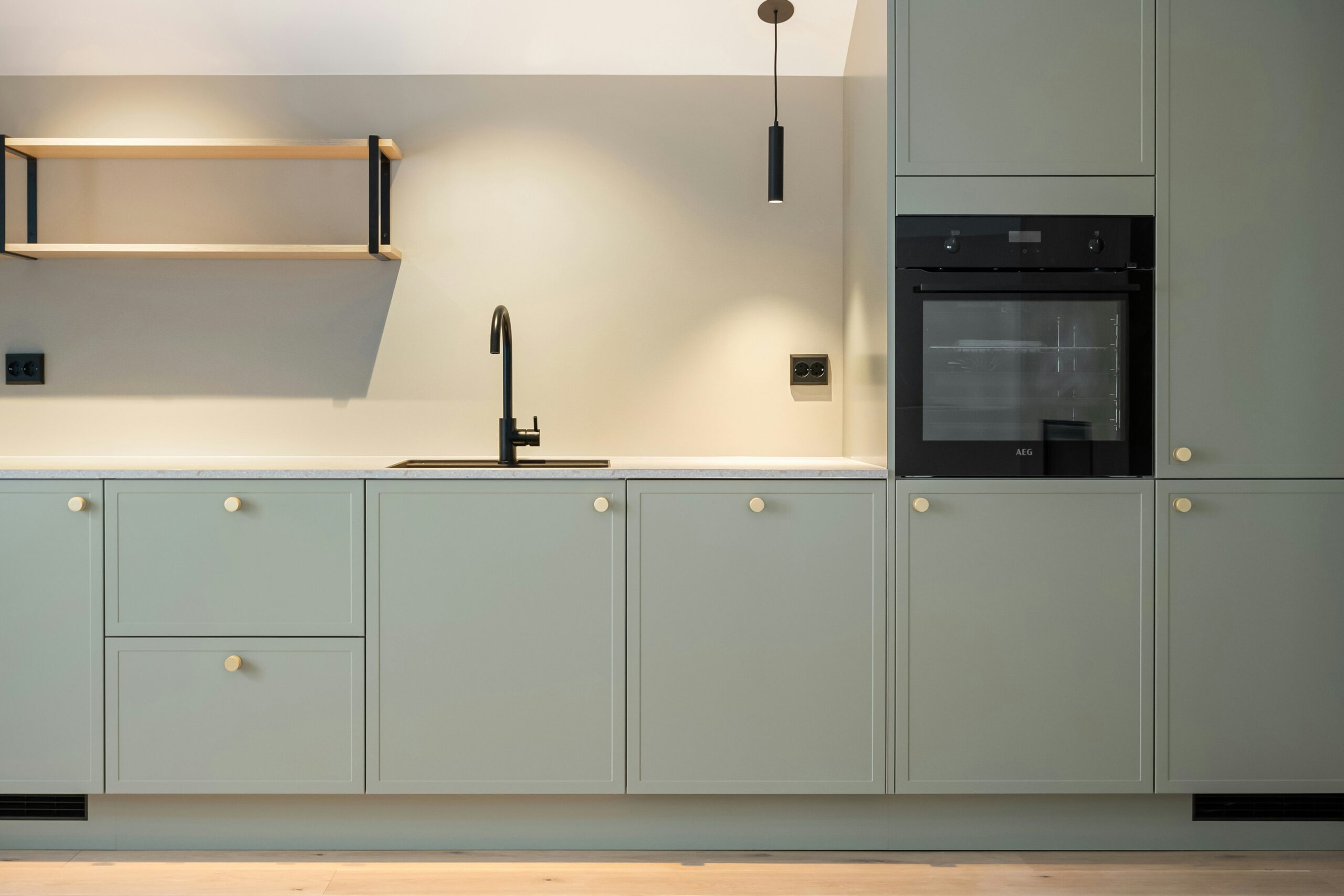 lisa-anna-AfpUXztpNfo-unsplash